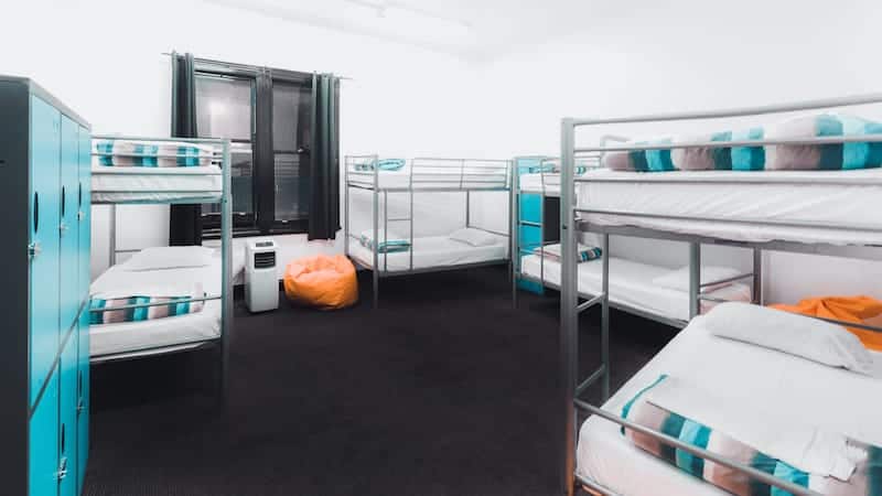 shared dorm rooms at nomads hostel brisbane